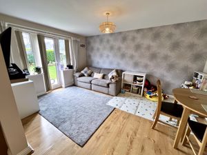 Lounge/Diner- click for photo gallery